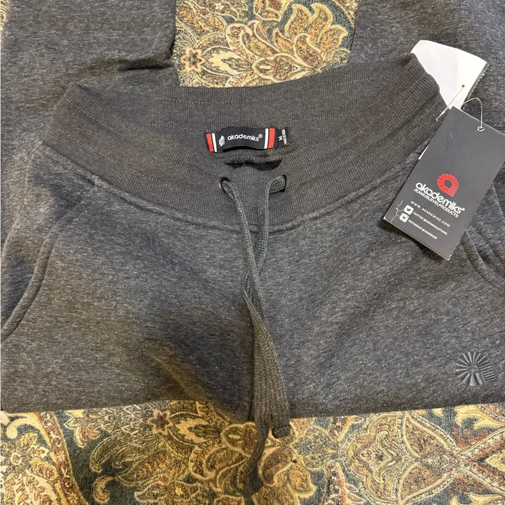New Akademik’s Sweatpants Size M